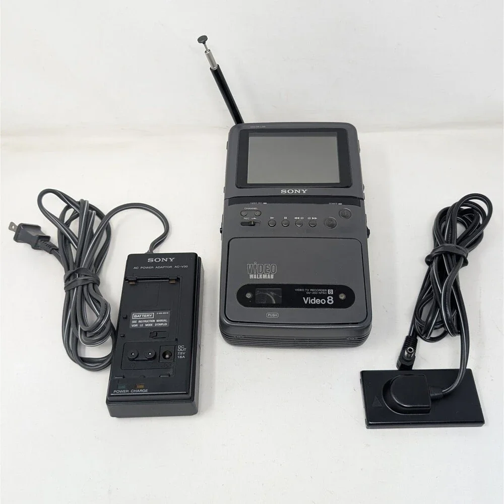Sony GV-200 Handheld Video Walkman TV Recorder Color LCD Video8 For Parts Repair